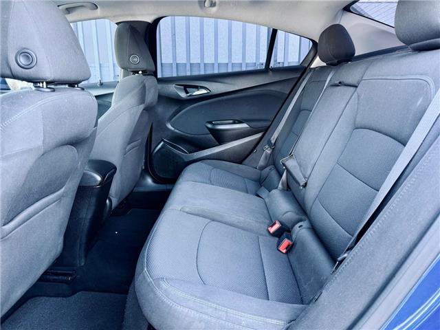 2017 Chevrolet Cruze LT Manual (Stk: 2-13023AA) in Oshawa - Image 21 of 37