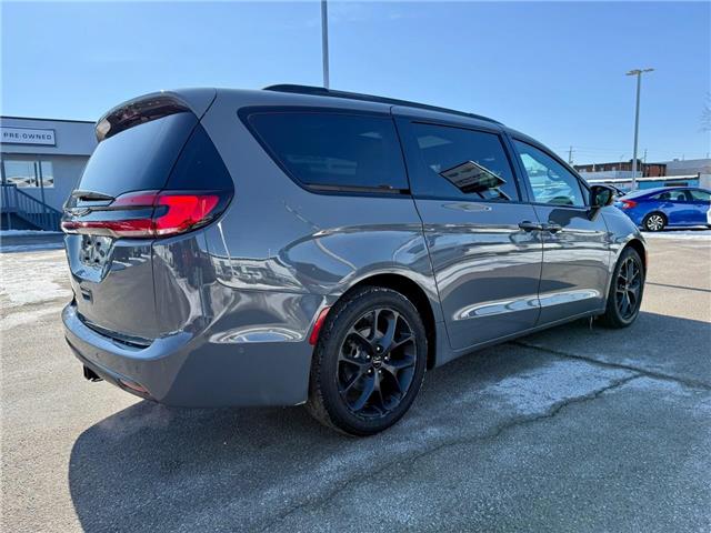 2021 Chrysler Pacifica Touring-L Plus (Stk: 2-13073) in Oshawa - Image 6 of 50