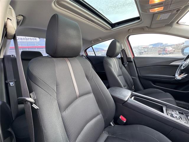 2018 Mazda Mazda3  (Stk: T023418P) in Cranbrook - Image 5 of 10