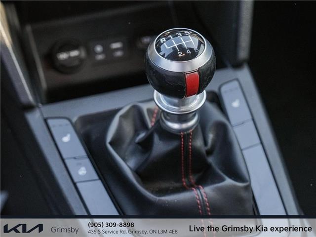 2019 Hyundai Elantra Sport | MANUAL | LEATHER |SUNROOF | CLEAN CAR FAX (Stk: U3223) in Grimsby - Image 10 of 18