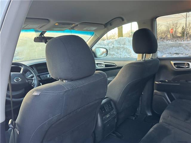 2016 Nissan Pathfinder S (Stk: TR02123) in Windsor - Image 12 of 25