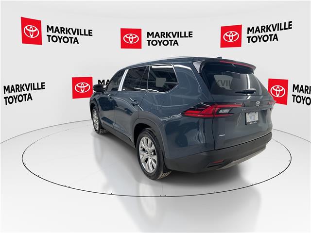 2026 Toyota Grand Highlander Limited (Stk: 11105662) in Markham - Image 8 of 34