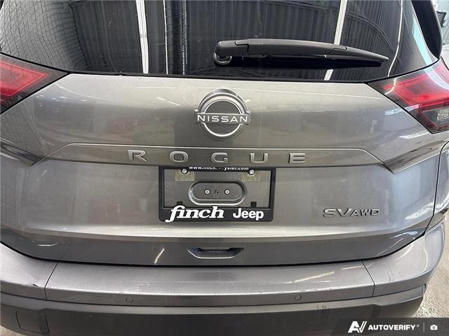 2024 Nissan Rogue SV Moonroof (Stk: 165144) in London - Image 10 of 26