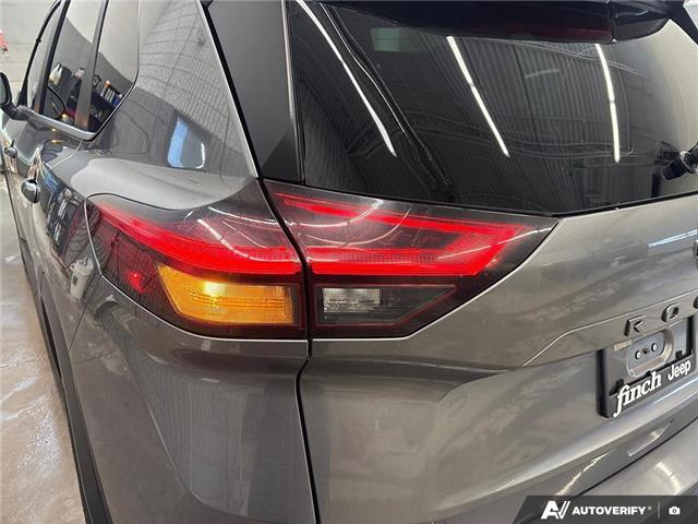 2024 Nissan Rogue SV Moonroof (Stk: 165144) in London - Image 12 of 26