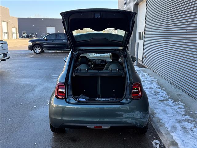 2025 Fiat 500e Base (Stk: F25011D) in London - Image 6 of 22