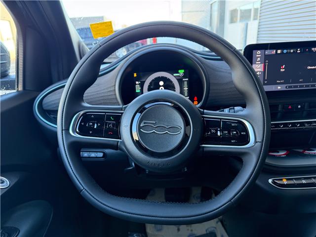 2025 Fiat 500e Base (Stk: F25011D) in London - Image 15 of 22