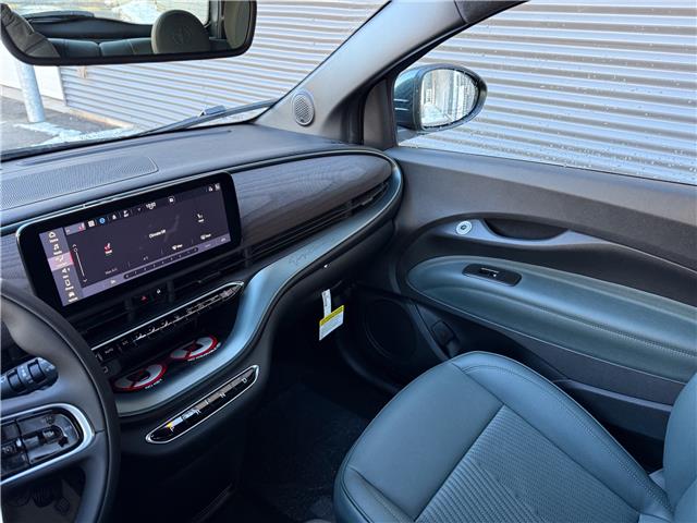 2025 Fiat 500e Base (Stk: F25011D) in London - Image 19 of 22