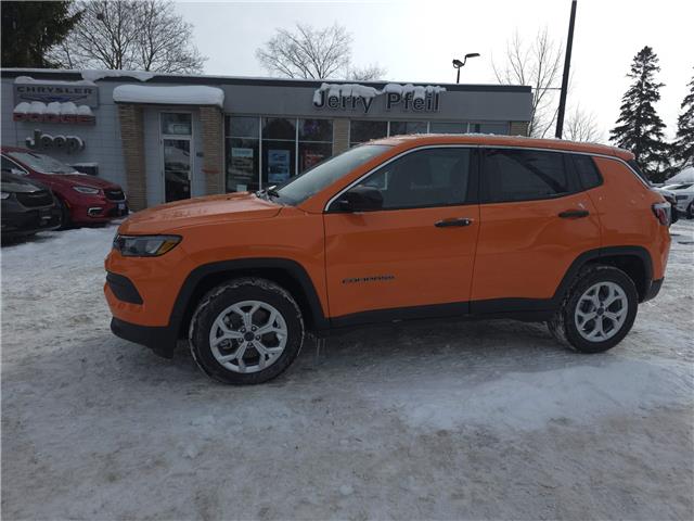 2026 Jeep Compass Sport (Stk: 26010) in New Hamburg - Image 1 of 20