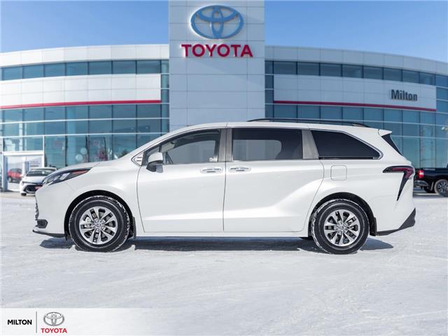 2025 Toyota Sienna XLE 8-Passenger (Stk: 239203) in Milton - Image 3 of 27