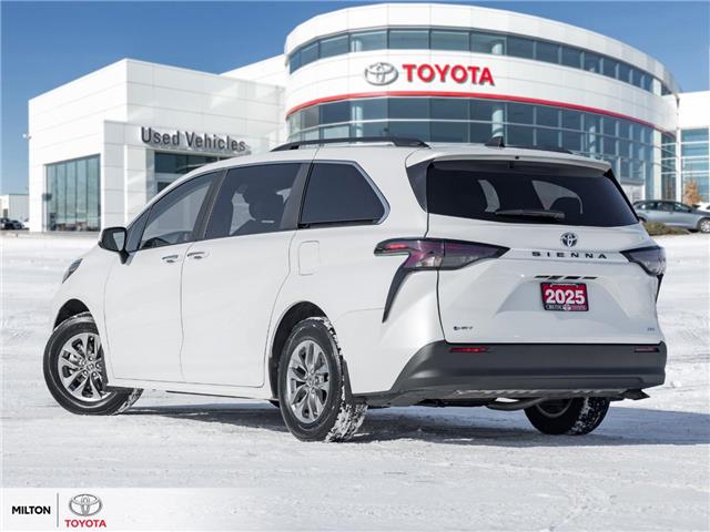2025 Toyota Sienna XLE 8-Passenger (Stk: 239203) in Milton - Image 5 of 27