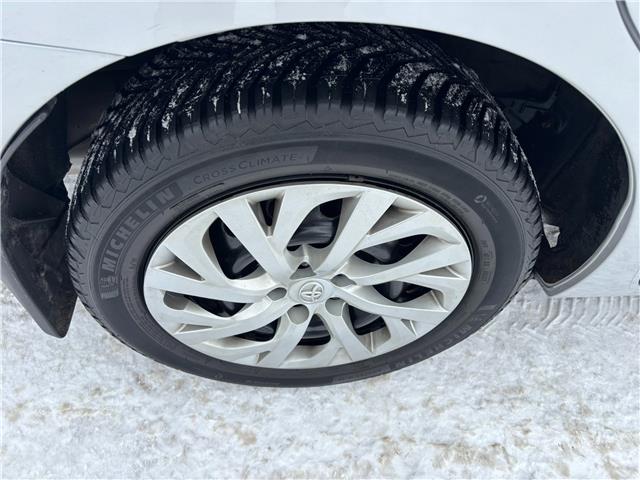 2019 Toyota Corolla LE (Stk: M6058) in Sarnia - Image 13 of 30