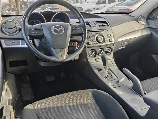 2012 Mazda Mazda3 Sport GX in Ottawa - Image 2 of 11 2012 Mazda Mazda3 Sport GX in Ottawa - Image 2 of 11