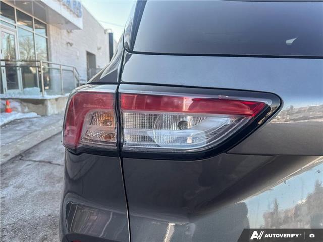 2022 Ford Escape Titanium Hybrid (Stk: 6S010A) in Oakville - Image 10 of 24