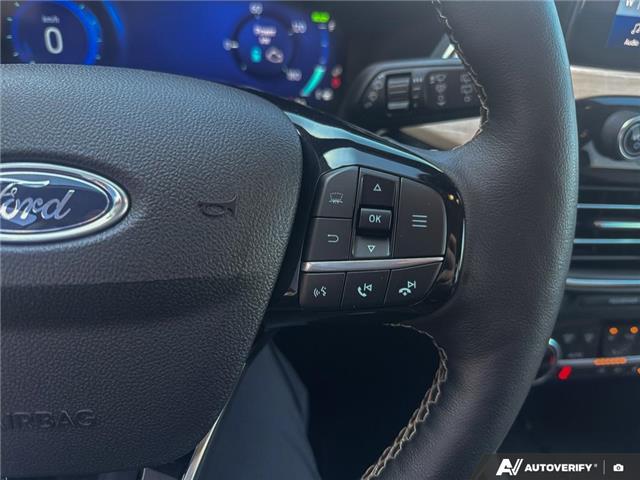 2022 Ford Escape Titanium Hybrid (Stk: 6S010A) in Oakville - Image 15 of 24