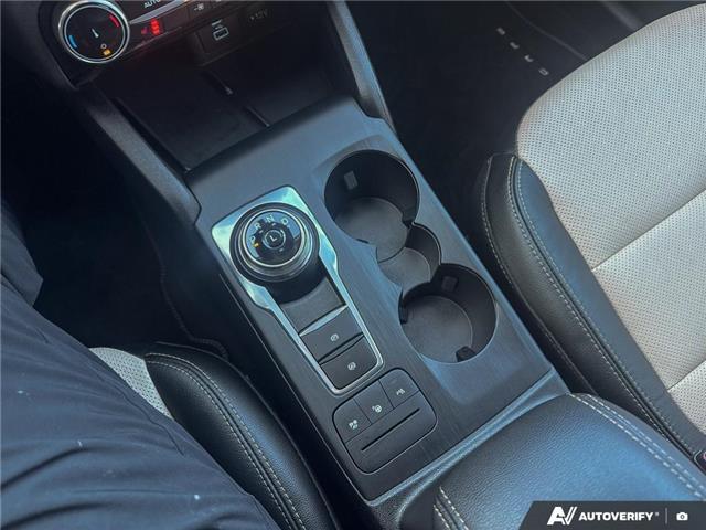2022 Ford Escape Titanium Hybrid (Stk: 6S010A) in Oakville - Image 17 of 24