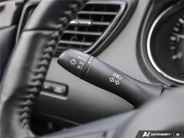 2023 Nissan Qashqai SV (Stk: 27986) in London - Image 16 of 27