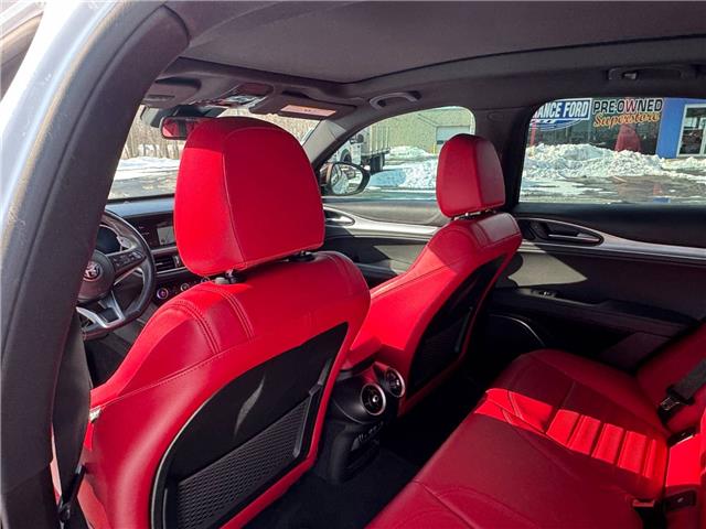 2022 Alfa Romeo Stelvio ti (Stk: PR31633) in Windsor - Image 12 of 27