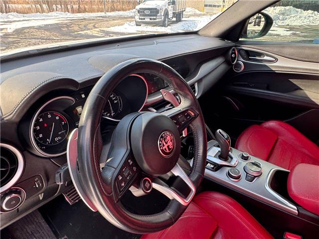 2022 Alfa Romeo Stelvio ti (Stk: PR31633) in Windsor - Image 19 of 27