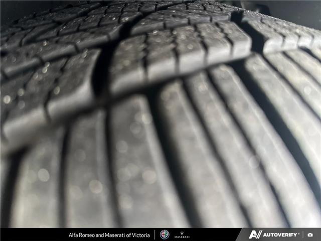 2017 Honda Civic Sport (Stk: 912170) in Victoria - Image 7 of 25