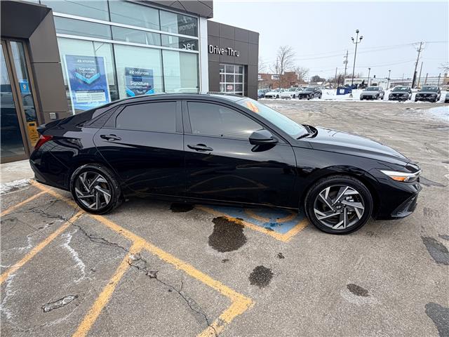 2025 Hyundai Elantra Preferred w/Tech Package (Stk: 6B001A) in Chatham - Image 4 of 24