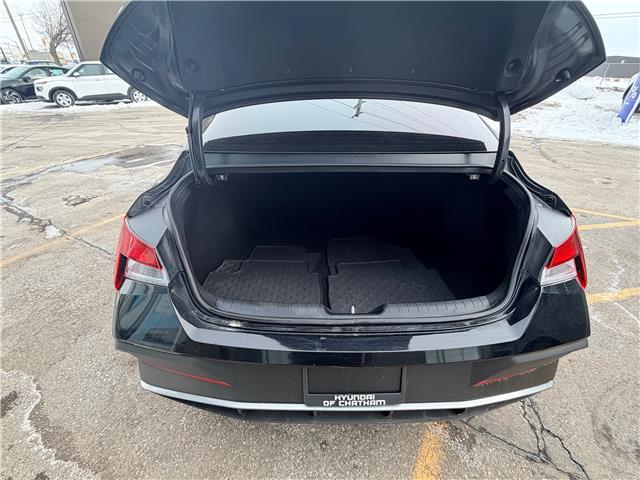 2025 Hyundai Elantra Preferred w/Tech Package (Stk: 6B001A) in Chatham - Image 7 of 24