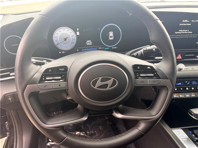 2025 Hyundai Elantra Preferred w/Tech Package (Stk: 6B001A) in Chatham - Image 12 of 24