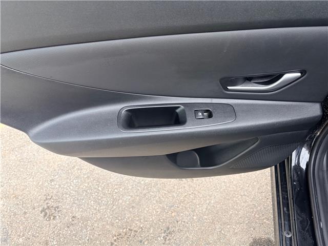 2025 Hyundai Elantra Preferred w/Tech Package (Stk: 6B001A) in Chatham - Image 23 of 24
