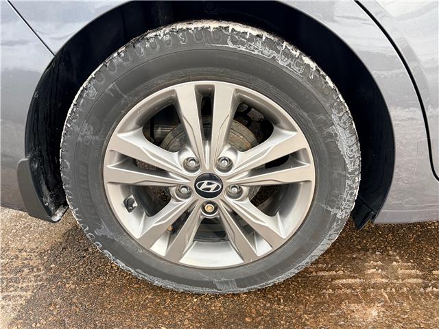 2017 Hyundai Elantra GL (Stk: S430A) in Chatham - Image 5 of 24