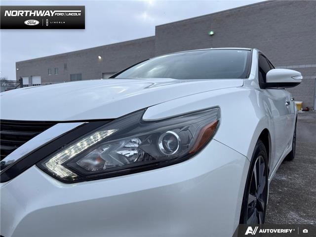 2016 Nissan Altima 2.5 SL Tech (Stk: 5BR6238A) in Brantford - Image 7 of 23
