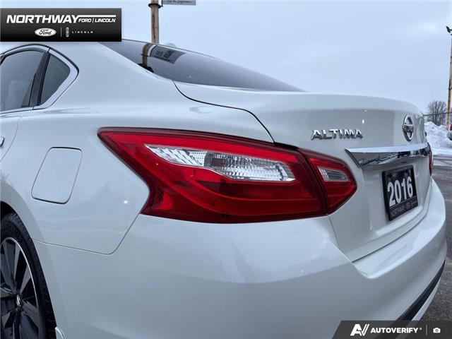 2016 Nissan Altima 2.5 SL Tech (Stk: 5BR6238A) in Brantford - Image 9 of 23