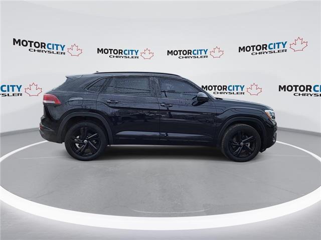 2025 Volkswagen Atlas Cross Sport 2.0 TSI Comfortline R-Line Black Edition (Stk: 260037A) in Windsor - Image 9 of 21