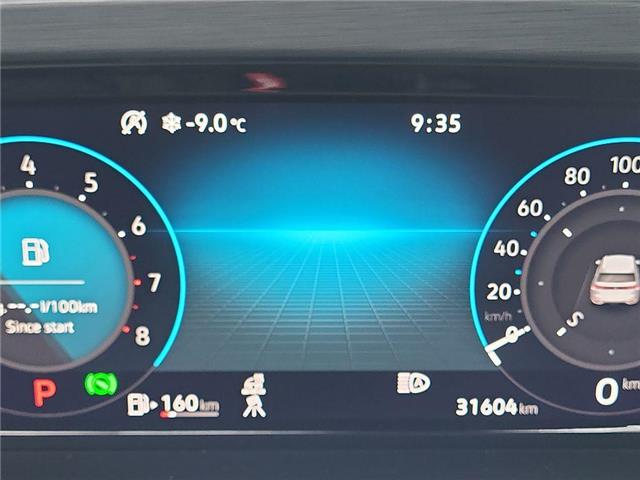 2025 Volkswagen Atlas Cross Sport 2.0 TSI Comfortline R-Line Black Edition (Stk: 260037A) in Windsor - Image 12 of 21