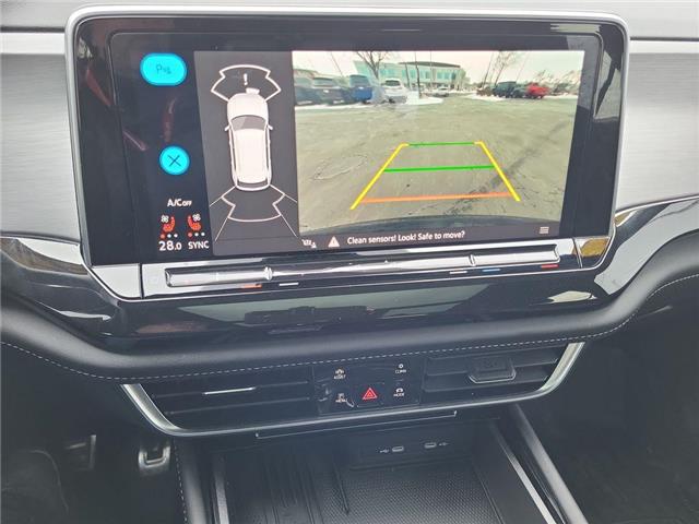 2025 Volkswagen Atlas Cross Sport 2.0 TSI Comfortline R-Line Black Edition (Stk: 260037A) in Windsor - Image 14 of 21