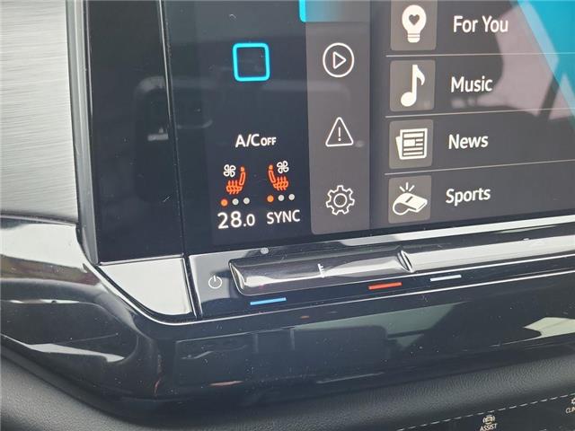 2025 Volkswagen Atlas Cross Sport 2.0 TSI Comfortline R-Line Black Edition (Stk: 260037A) in Windsor - Image 15 of 21