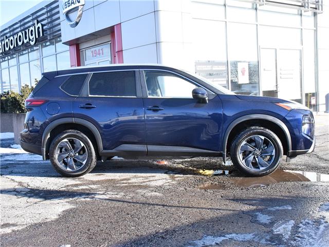 2025 Nissan Rogue SV Moonroof (Stk: W25110) in Scarborough - Image 3 of 27