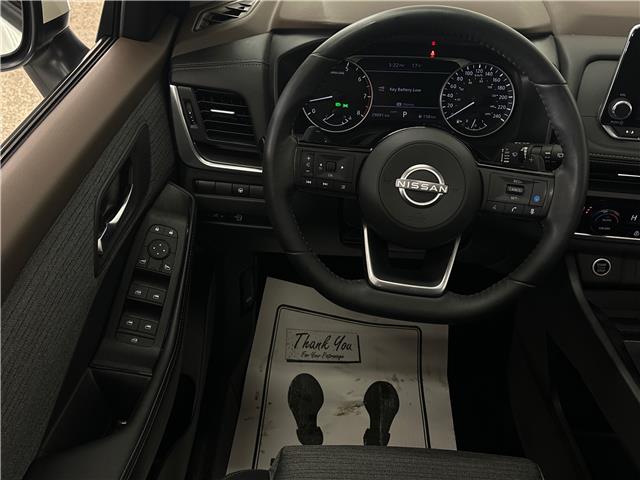 2023 Nissan Rogue SV Moonroof (Stk: 43439J) in Belleville - Image 11 of 25