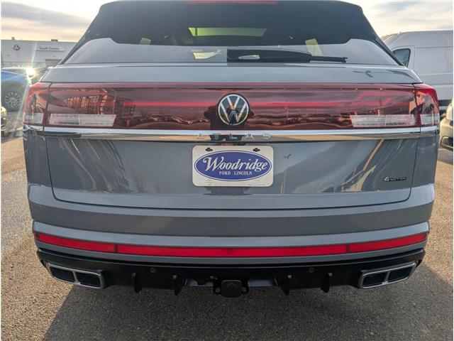 2024 Volkswagen Atlas Cross Sport 2.0 TSI Execline (Stk: SK-558A) in Calgary - Image 4 of 27