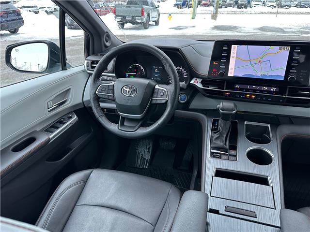 2024 Toyota Sienna XSE 7-Passenger (Stk: W6993) in Cobourg - Image 9 of 28