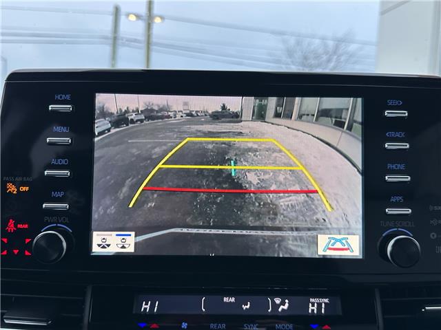 2024 Toyota Sienna XSE 7-Passenger (Stk: W6993) in Cobourg - Image 18 of 28