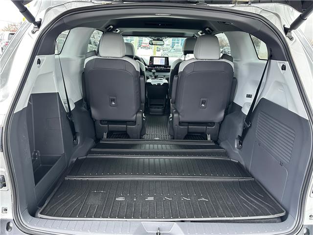 2024 Toyota Sienna XSE 7-Passenger (Stk: W6996) in Cobourg - Image 26 of 27