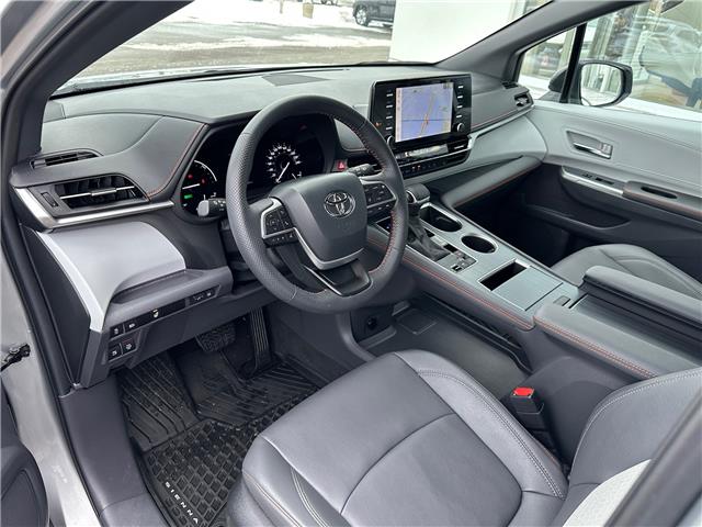 2024 Toyota Sienna XSE 7-Passenger (Stk: W6996) in Cobourg - Image 9 of 27