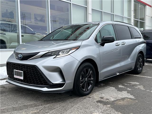 2024 Toyota Sienna XSE 7-Passenger (Stk: W6996) in Cobourg - Image 1 of 27