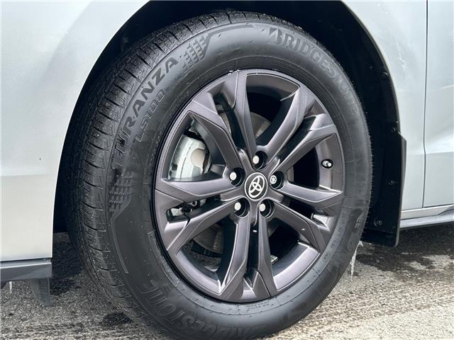 2024 Toyota Sienna XSE 7-Passenger (Stk: W6996) in Cobourg - Image 2 of 27