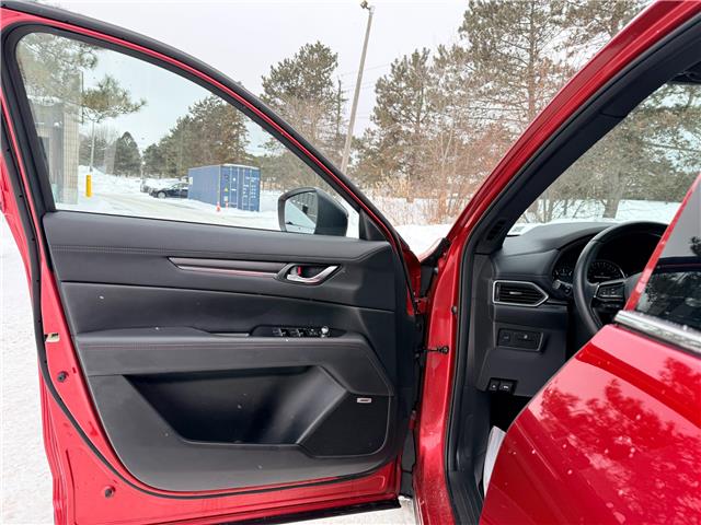 2022 Mazda CX-5 Sport Design (Stk: 16129) in Newmarket - Image 2 of 50