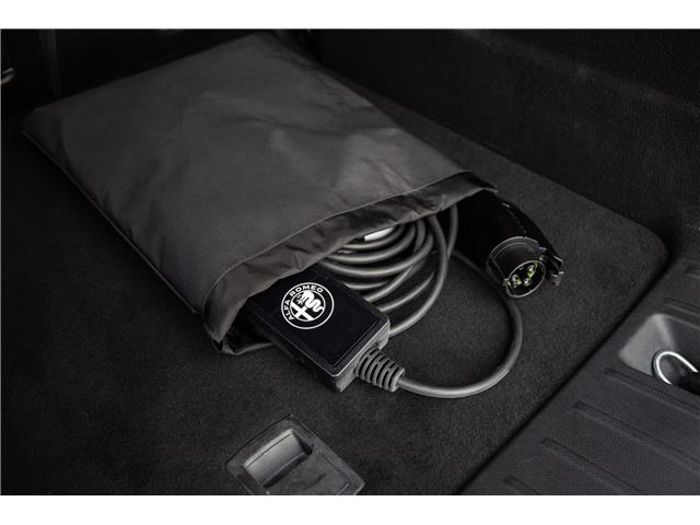 2024 Alfa Romeo Tonale PHEV Veloce (Stk: B0004) in London - Image 33 of 34