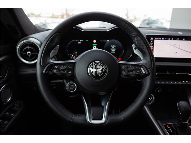 2024 Alfa Romeo Tonale PHEV Veloce (Stk: B0004) in London - Image 14 of 34