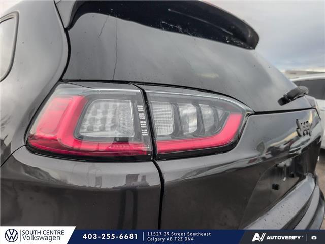 2022 Jeep Cherokee Trailhawk (Stk: ST-270A) in Calgary - Image 10 of 24
