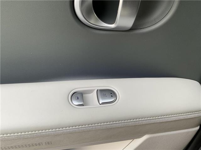 2024 Hyundai IONIQ 5 Preferred Long Range w/Ultimate Package (Stk: 4813) in KITCHENER - Image 11 of 35