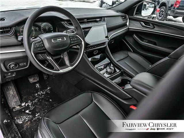 2026 Jeep Grand Cherokee Base (Stk: TC2595) in Burlington - Image 13 of 32