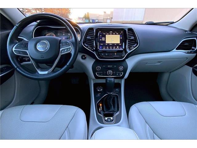2019 Jeep Cherokee Overland (Stk: TSR86531) in Sherwood Park - Image 13 of 30